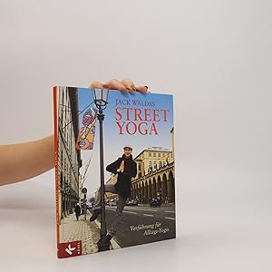 Image du vendeur pour Street Yoga mis en vente par Bookbot