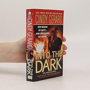 Bild des Verkufers fr Into the Dark zum Verkauf von Bookbot