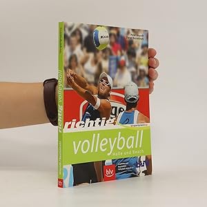 Bild des Verkufers fr Richtig Volleyball zum Verkauf von Bookbot