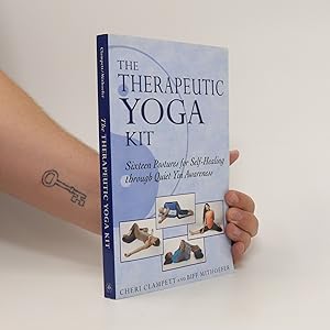 Image du vendeur pour The therapeutic yoga kit mis en vente par Bookbot