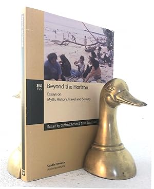 Immagine del venditore per Beyond the Horizon: essays on myth, history, travel and society venduto da Structure, Verses, Agency  Books