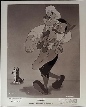 Bild des Verkufers fr Pinocchio 8 x 10 Still 1940 Gepetto and Pinocchio! zum Verkauf von AcornBooksNH
