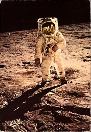 Ansichtskarte / Postkarte Astronaut Buzz Aldrin auf dem Mond