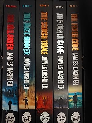  The Scorch Trials (Maze Runner, Book Two): 9780385738750:  Dashner, James: Books