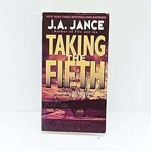 Image du vendeur pour Taking the Fifth: A J.P. Beaumont Novel (J. P. Beaumont Novel, 4) mis en vente par Cat On The Shelf