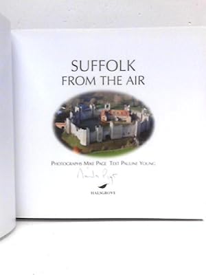 Bild des Verkufers fr Suffolk From The Air zum Verkauf von World of Rare Books