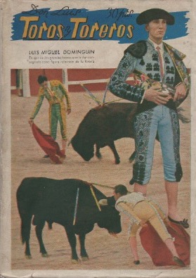 Immagine del venditore per Toros y toreros en 1945 y 1946 . venduto da Librera Astarloa