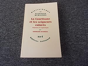 Immagine del venditore per LA COURTISANE ET LES SEIGNEURS COLORES. Esquisses de mythologie venduto da occasion de lire