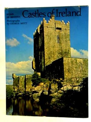 Bild des Verkufers fr Castles of Ireland zum Verkauf von World of Rare Books