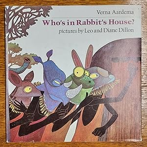 Imagen del vendedor de Who's in Rabbit's House: A Masai Tale a la venta por Ken Sanders Rare Books, ABAA