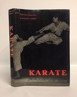 Seller image for Karate. The art of "empty hand" fighting for sale by Libreria Equilibri Torino