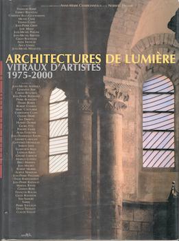 Imagen del vendedor de Architectures de lumiere. Vitraux d'artistes 1975-2000. a la venta por Wittenborn Art Books