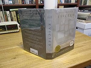 Imagen del vendedor de Evicted: Poverty And Profit in the American City a la venta por Timothy Norlen Bookseller