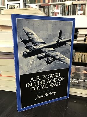 Imagen del vendedor de Air Power in the Age of Total War a la venta por THE PRINTED GARDEN, ABA, MPIBA