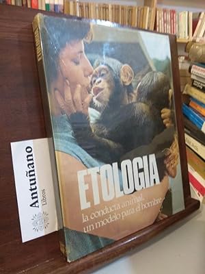Imagen del vendedor de Etologia La conducta animal, un modelo para el hombre a la venta por Libros Antuano