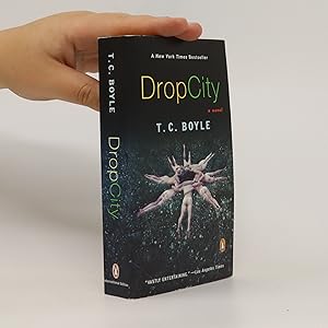 Imagen del vendedor de Drop City a la venta por Bookbot