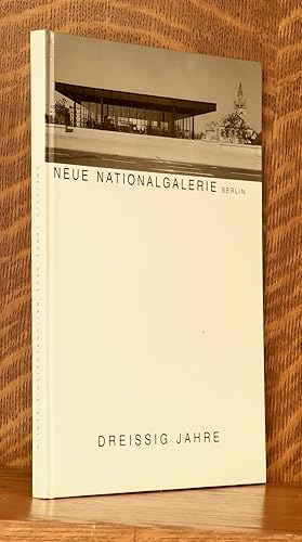NEUE NATIONALGALERIE BERLIN DREISSIG JAHRE (THIRTY YEARS, MIES VAN DER ROHE DESIGN)