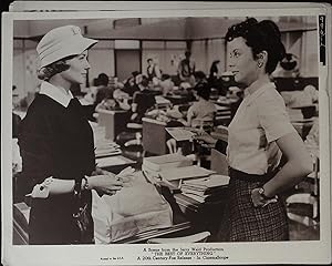 Image du vendeur pour The Best of Everything 8 x 10 Still 1959 Hope Lange, Martha Hyer! mis en vente par AcornBooksNH