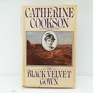 Seller image for The Black Velvet Gown for sale by Cat On The Shelf