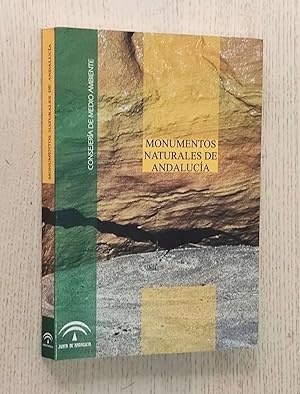 Seller image for MONUMENTOS NATURALES DE ANDALUCA for sale by MINTAKA Libros