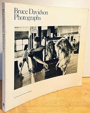 Immagine del venditore per Bruce Davidson Photographs (SIGNED FIRST EDITION) venduto da Nighttown Books