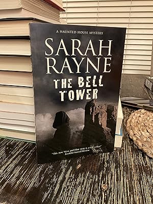 Image du vendeur pour Bell Tower, The (A Nell West and Michael Flint Haunted House Story, 6) mis en vente par BooksByLisa