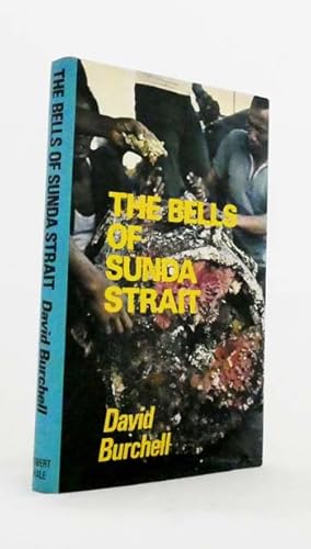 Immagine del venditore per The Bells of Sunda Strait venduto da Adelaide Booksellers