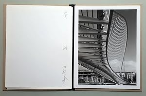 Bild des Verkufers fr Barbara Burg - Oliver Schuh - Santiago Calatrava - Mappe mit 11 orig. PE-Abzgen (24x30,5 cm) - Alle Bltter nummeriert und signiert zum Verkauf von Verlag IL Kunst, Literatur & Antiquariat