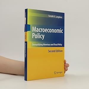 Imagen del vendedor de Macroeconomic Policy : Demystifying Monetary and Fiscal Policy a la venta por Bookbot