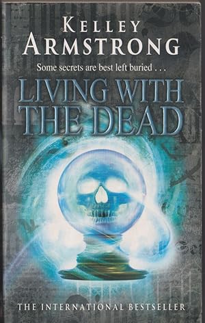 Imagen del vendedor de Living With The Dead a la venta por Caerwen Books