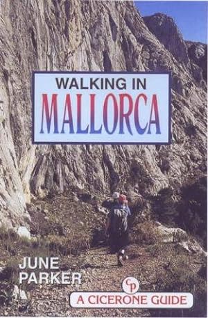 Bild des Verkufers fr Walking in Mallorca (Cicerone guides) zum Verkauf von WeBuyBooks