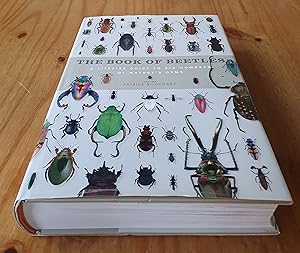 Immagine del venditore per The Book of Beetles: A Life-Size Guide to Six Hundred of Nature's Gems (Book Of Series) venduto da The Friendly Bookworms