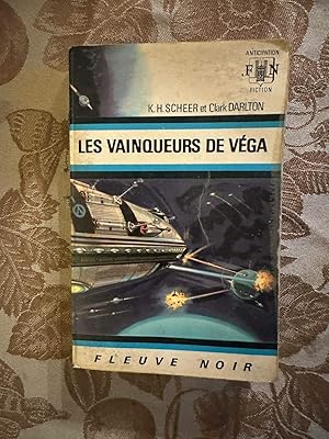 Seller image for Les vainqueurs de vega for sale by Dmons et Merveilles