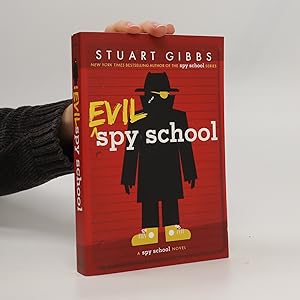Bild des Verkufers fr Evil Spy School zum Verkauf von Bookbot