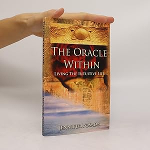 Image du vendeur pour The Oracle Within. Living the Intuitive Life mis en vente par Bookbot