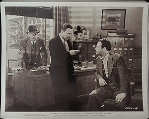 Imagen del vendedor de Dangerous to Know 8 X 10 Still 1938 Lloyd Nolan, Roscoe Karns, Harvey Stephens! a la venta por AcornBooksNH