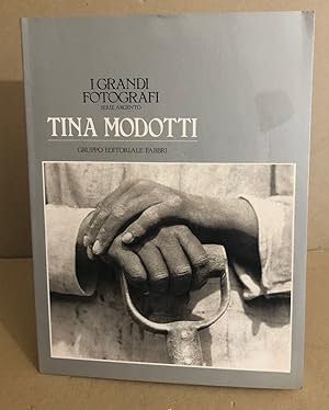 Bild des Verkufers fr Tina Modotti - I grandi fotografi. Serie Argento zum Verkauf von librairie philippe arnaiz