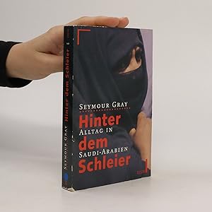 Seller image for Hinter dem Schleier for sale by Bookbot