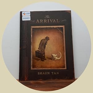 Imagen del vendedor de The Arrival [Signed by Shaun Tan] a la venta por Orchard Bookshop [ANZAAB / ILAB]