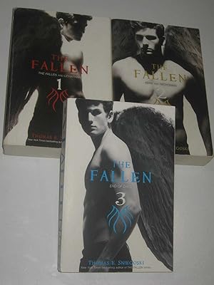 Immagine del venditore per The Fallen Omnibus Volumes 1 to 3 : The Fallen + Leviathan + Aerie + Reckoning + End of Days venduto da Manyhills Books