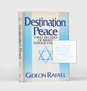 Imagen del vendedor de Destination Peace. Three Decades of Israeli Foreign Policy. A Personal Memoir. a la venta por Peter Harrington.  ABA/ ILAB.