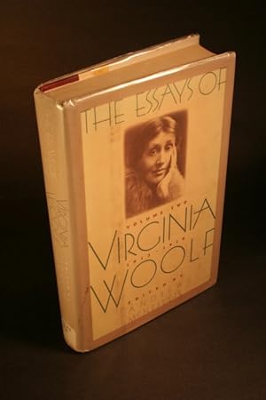Bild des Verkufers fr The essays of Virginia Woolf. Volume II: 1912-1918. Edited by Andrew McNeillie zum Verkauf von Steven Wolfe Books