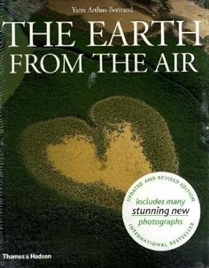 Bild des Verkufers fr The Earth from the Air zum Verkauf von WeBuyBooks