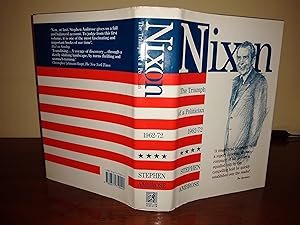 Imagen del vendedor de Nixon: The Triumph of a Politician, 1962-72 a la venta por Bekiaris Books