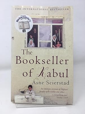 Immagine del venditore per The Bookseller Of Kabul: The International Bestseller - 'An intimate portrait of Afghani people quite unlike any other' SUNDAY TIMES venduto da Cambridge Recycled Books