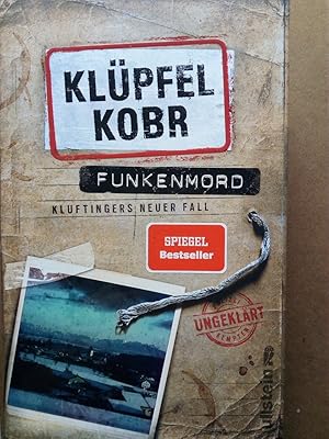 Image du vendeur pour Funkenmord (Kluftinger-Krimis 11) - Kluftingers neuer Fall | Mord und Totschlag im Allgu: Kommissar Kluftinger ermittelt wieder Der Nummer-Eins-Bestseller des Erfolgsduos mis en vente par Versandantiquariat Jena