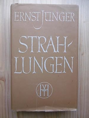 Imagen del vendedor de Strahlungen. a la venta por Antiquariat Steinwedel