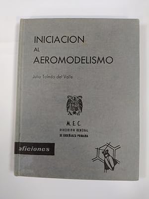 Imagen del vendedor de INICIACIN AL AEROMODELISMO. a la venta por TraperaDeKlaus