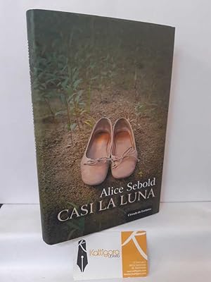 Seller image for CASI LA LUNA for sale by Librera Kattigara