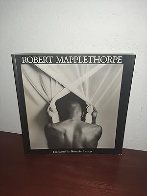 Imagen del vendedor de Robert Mapplethorpe: Black Book a la venta por AwardWinningBooks